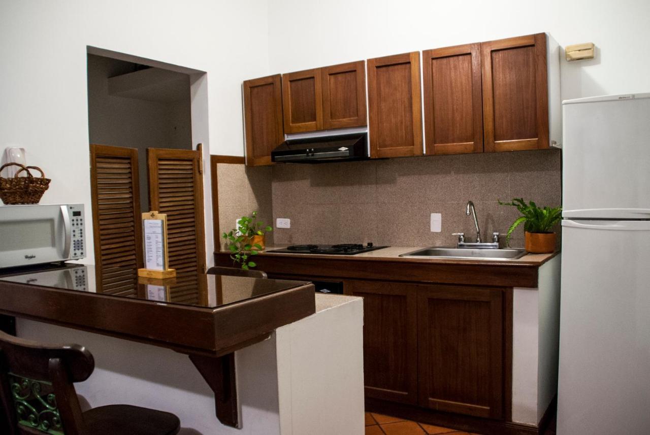 Hotel Colina De San Antonio Кали Екстериор снимка