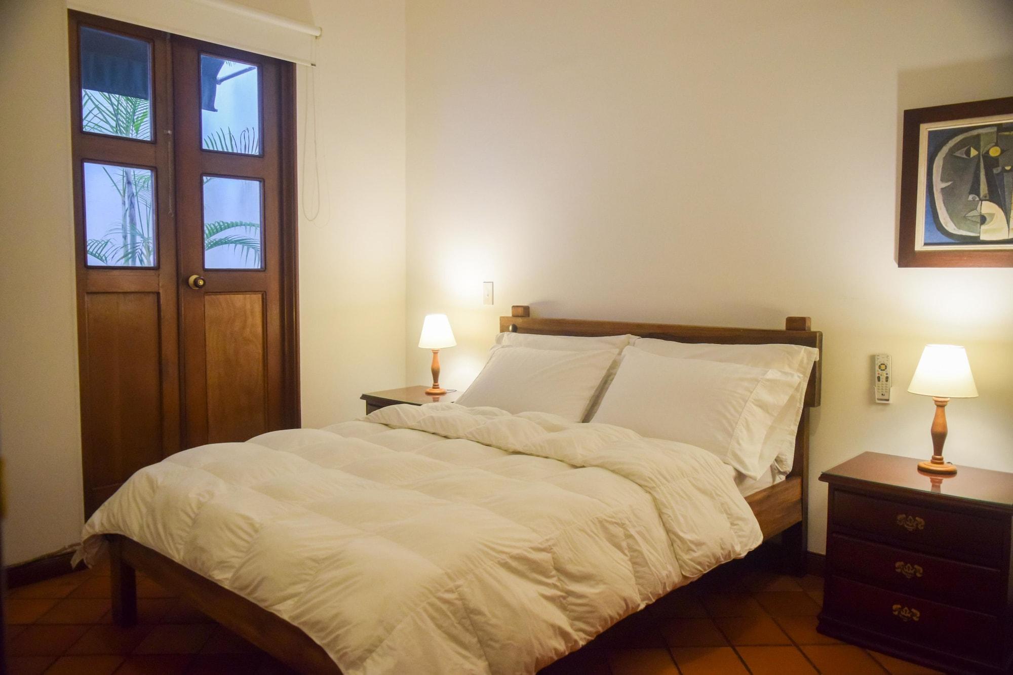 Hotel Colina De San Antonio Кали Екстериор снимка