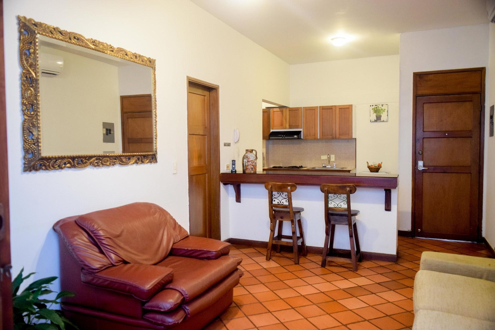 Hotel Colina De San Antonio Кали Екстериор снимка