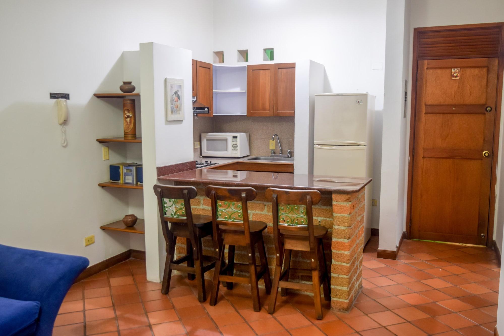 Hotel Colina De San Antonio Кали Екстериор снимка