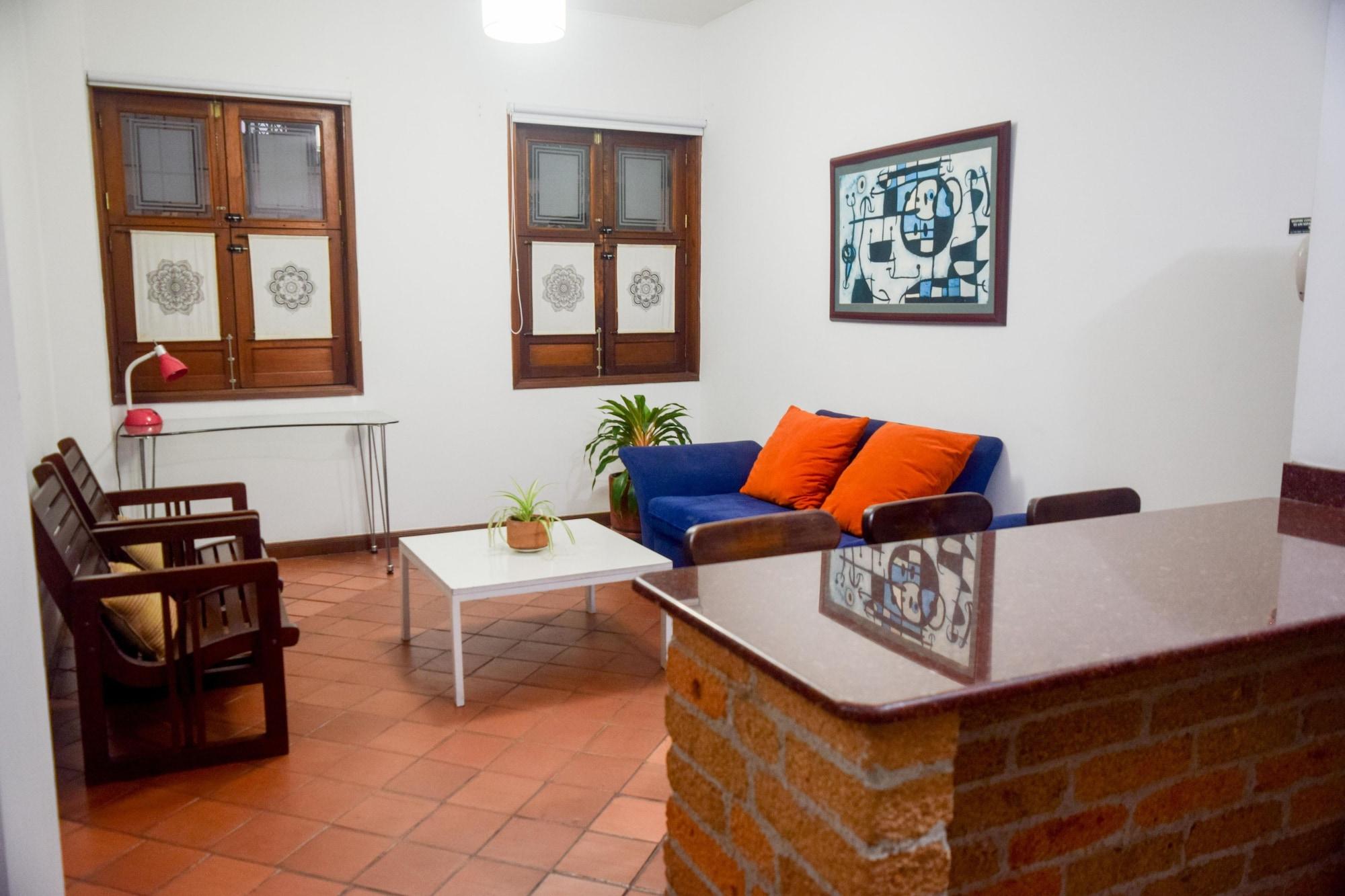 Hotel Colina De San Antonio Кали Екстериор снимка