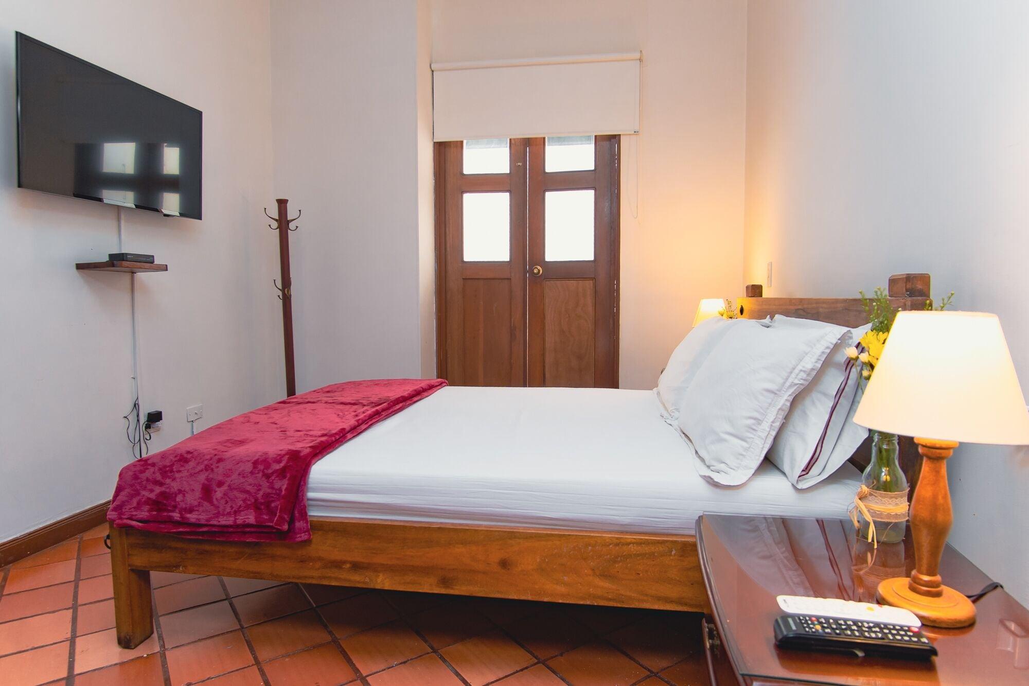 Hotel Colina De San Antonio Кали Екстериор снимка