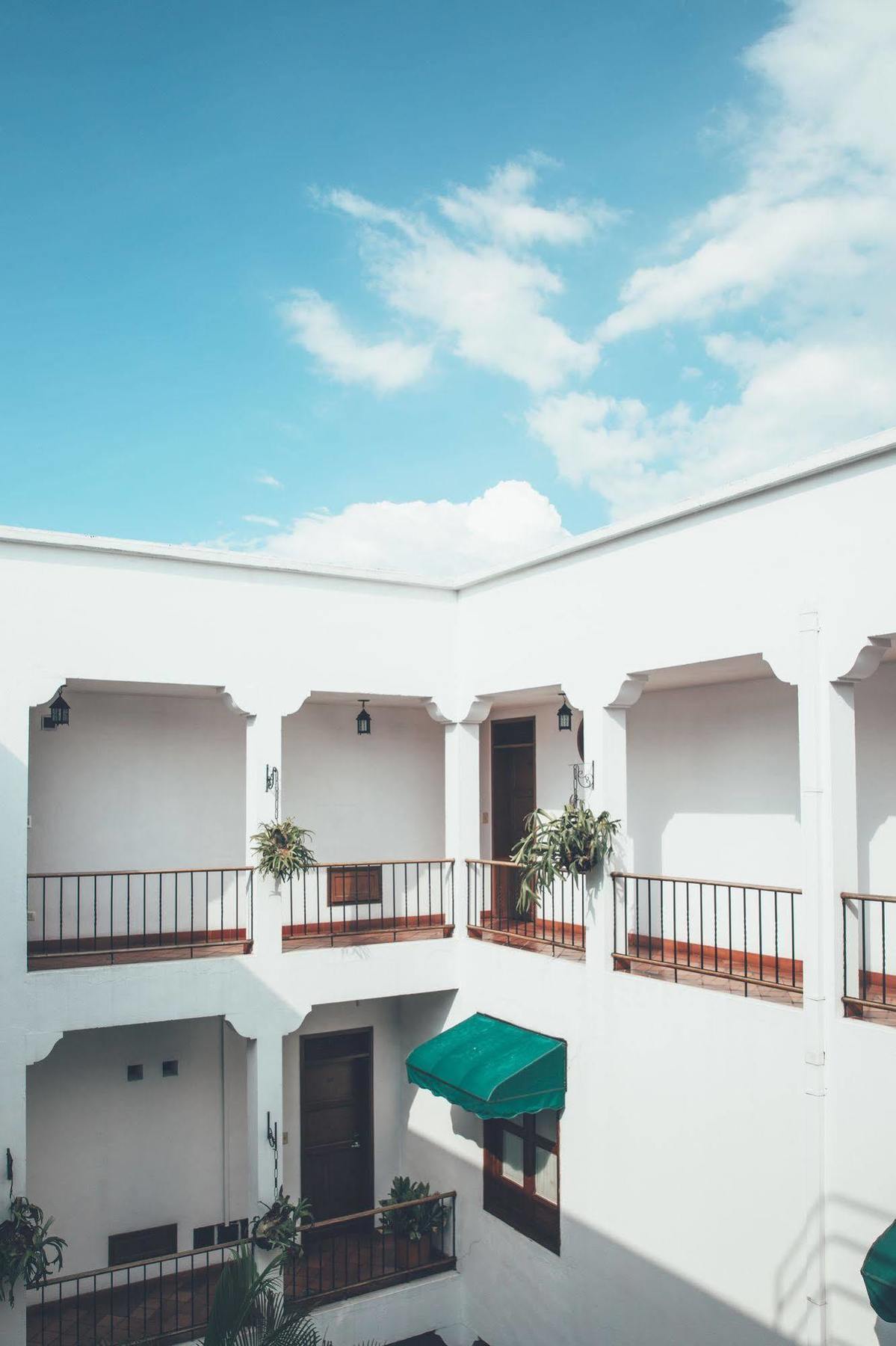 Hotel Colina De San Antonio Кали Екстериор снимка